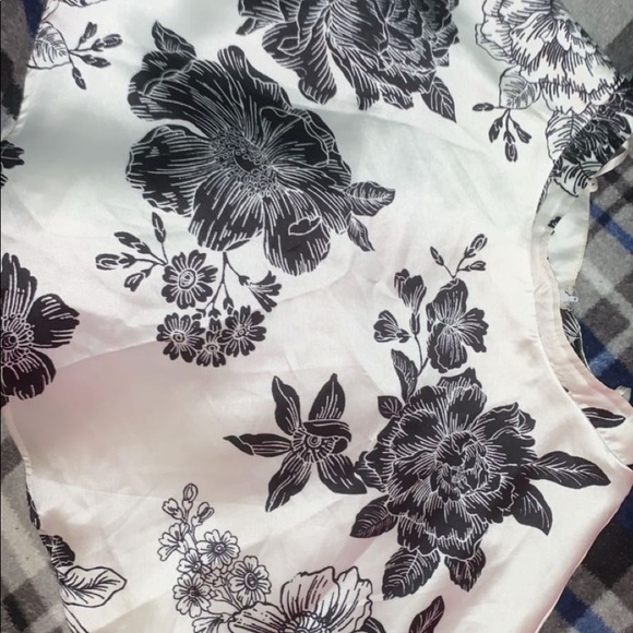 no use for it anymore and i can’t fit it anymore - Picture 3 of 4